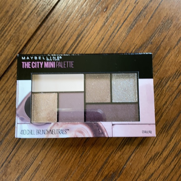 Mabelline eye shadow pallets - Picture 5 of 5